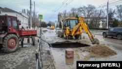 Дорожные работы в Керчи, иллюстрационное фото