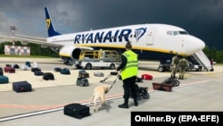 Авиалайнер Ryanair, которого принудили к посадке в Минске белорусские власти. На его борту находился оппозиционный белорусский блогер Роман Протасевич. 23 мая, 2021