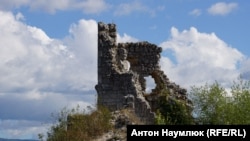 В тени древности. История крымской крепости Мангуп-Кале (фотогалерея)